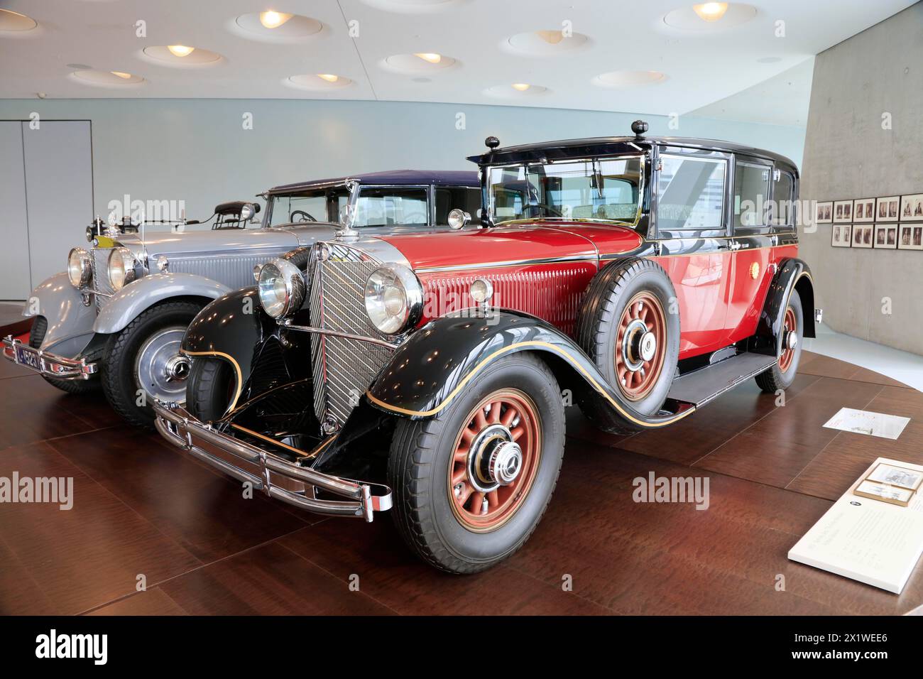 Mercedes-Benz 770 Grand Mercedes Pullman Limousine pour l'empereur japonais Hirohito, Musée Mercedes-Benz, Stuttgart, Bade-Wuerttemberg, Allemagne Banque D'Images