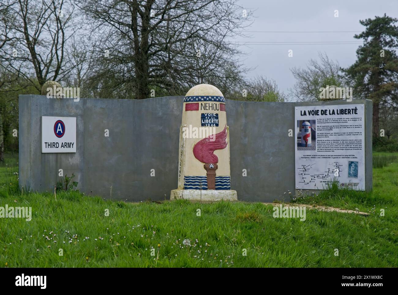 Nehou, France - 15 avril 2024 : Memorial Camp Patton. Près de Nehou se trouvait en 1944 un camp où le général Patton avait son quartier général avant le déclenchement du NOR Banque D'Images