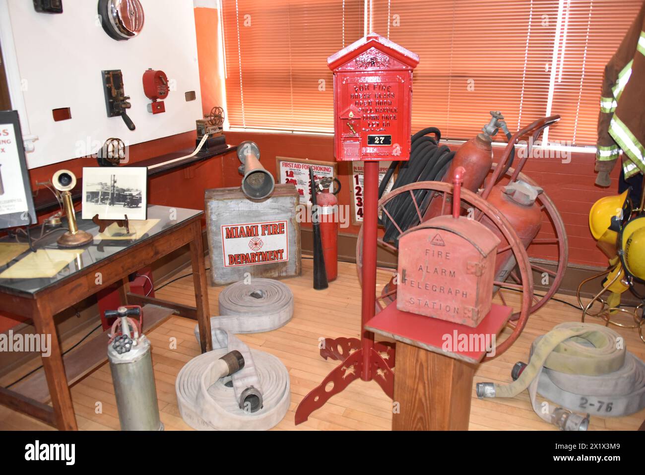 Miami, Arizona, États-Unis 4/6/2024. Le Bullion Plaza Cultural Center & Museum est un travail dédié en cours. À l'origine, une école primaire publique Banque D'Images