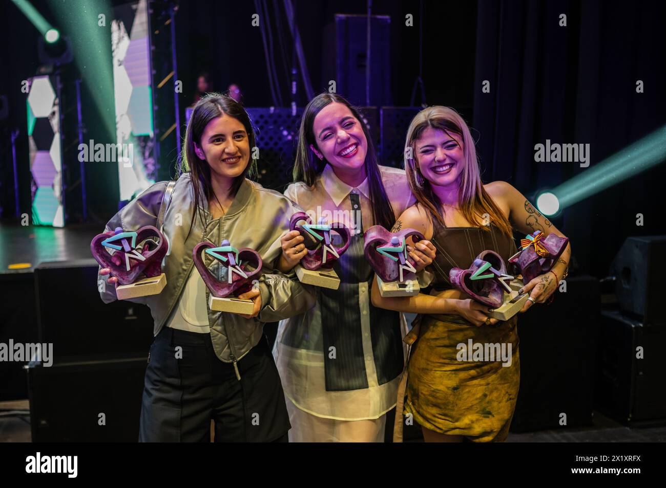 Les lauréats célèbrent les MIN Independent Music Awards 2024, Saragosse, Espagne Banque D'Images