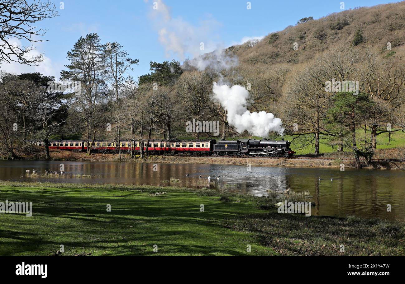 45690 passes Landing How sur la ligne Lakeside. Banque D'Images