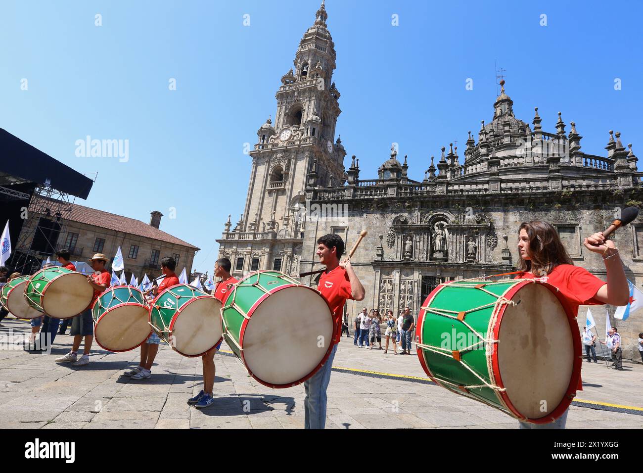 Folklore galicien, Fête de Santiago, juillet 25, Catedral, Praza da Quintana, Saint-Jacques-de-Compostelle, a province de Coruña, Galice, Espagne. Banque D'Images