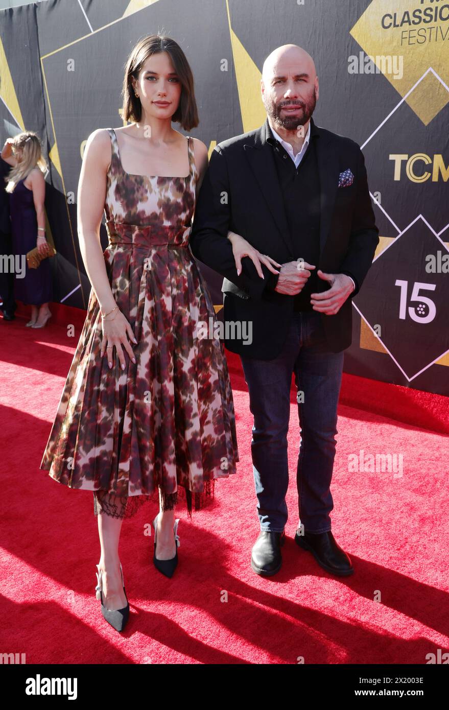 Hollywood, Californie 18 avril 2024. Ella Bleu Travolta et John Travolta au TCM Classic film Festival Opening Night : Pulp Fiction le 18 avril 2024 au TCL Chinese Theater IMAX à Hollywood, Californie crédit : Faye Sadou/Media Punch/Alamy Live News Banque D'Images