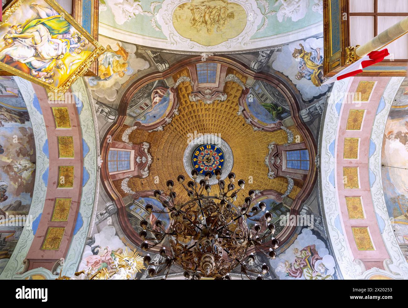 Fresques du dôme de l'église de la grâce de la Sainte Croix (Kościół Garnizonowy Świętego Krzyża, Kosciol SW. Krzyza) dans Jelenia Góra (Hirschberg) in t Banque D'Images