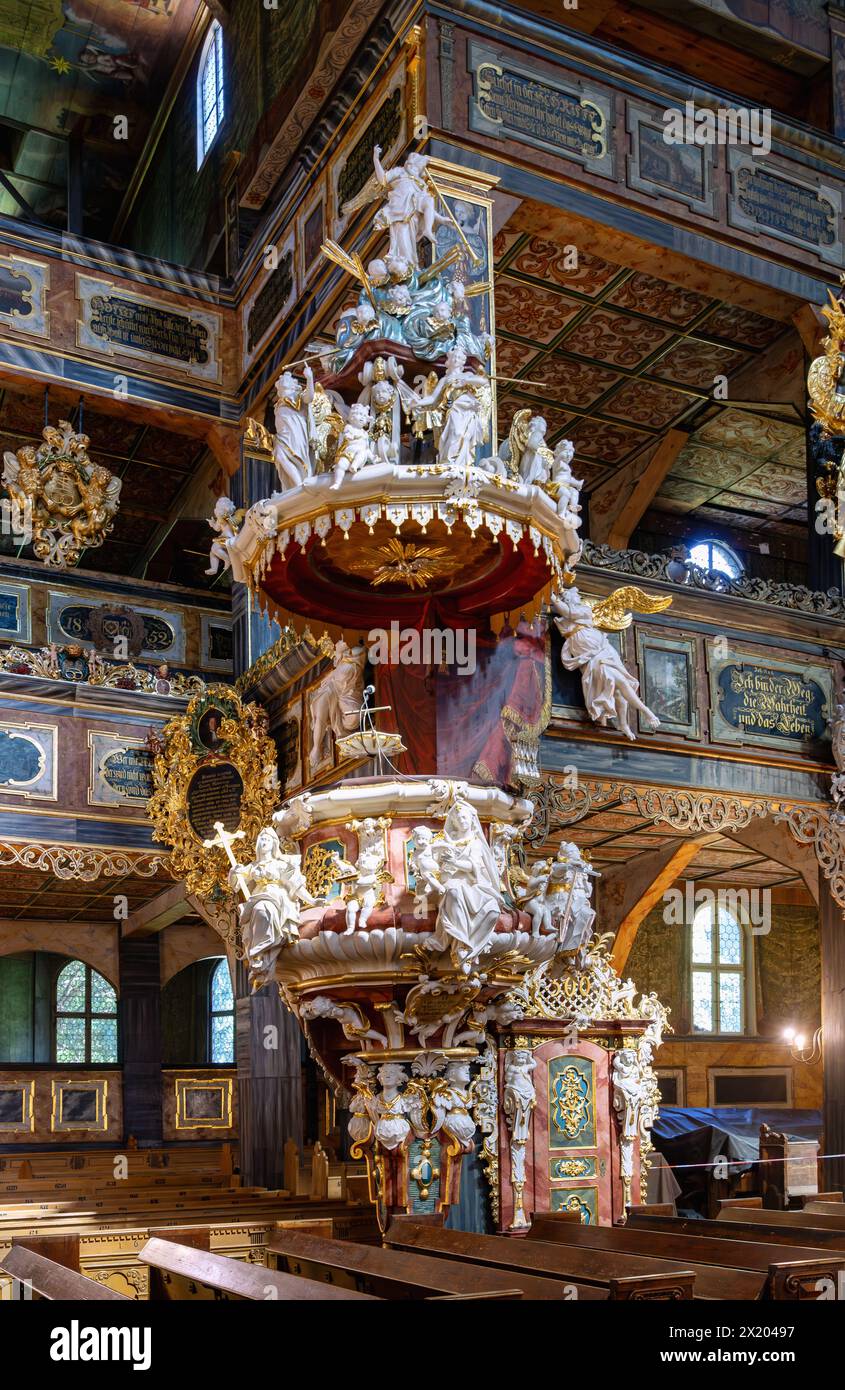 Chaire décorée de figures, église évangélique de paix de la Sainte Trinité (Kościół Pokoju ; Kosciol Pokoju) à Świdnica (Schweidnitz, Swidnica) en th Banque D'Images