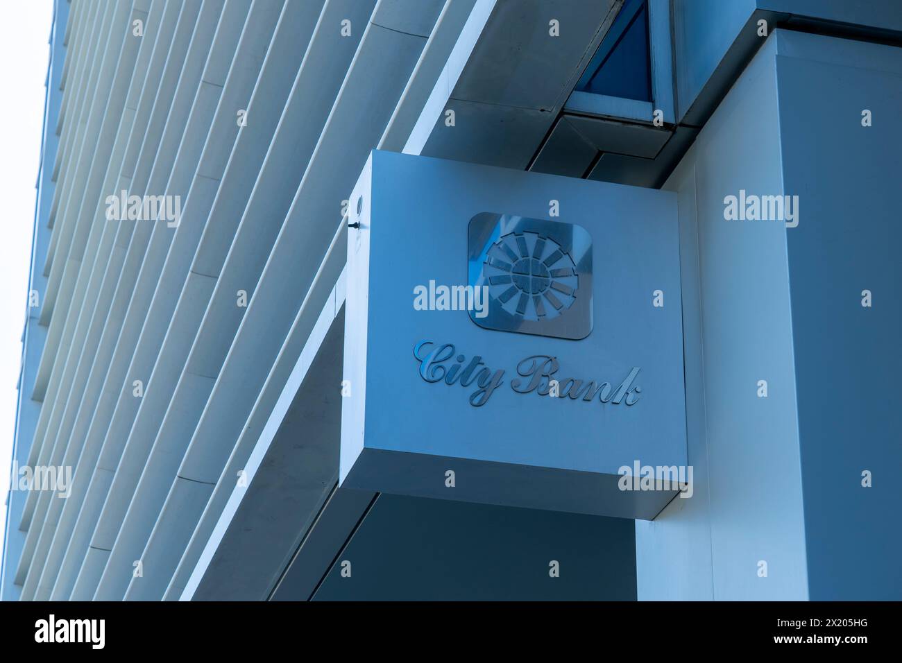 Un panneau de projection de City Bank sur leur immeuble de bureaux à Houston, Texas, États-Unis. Banque D'Images