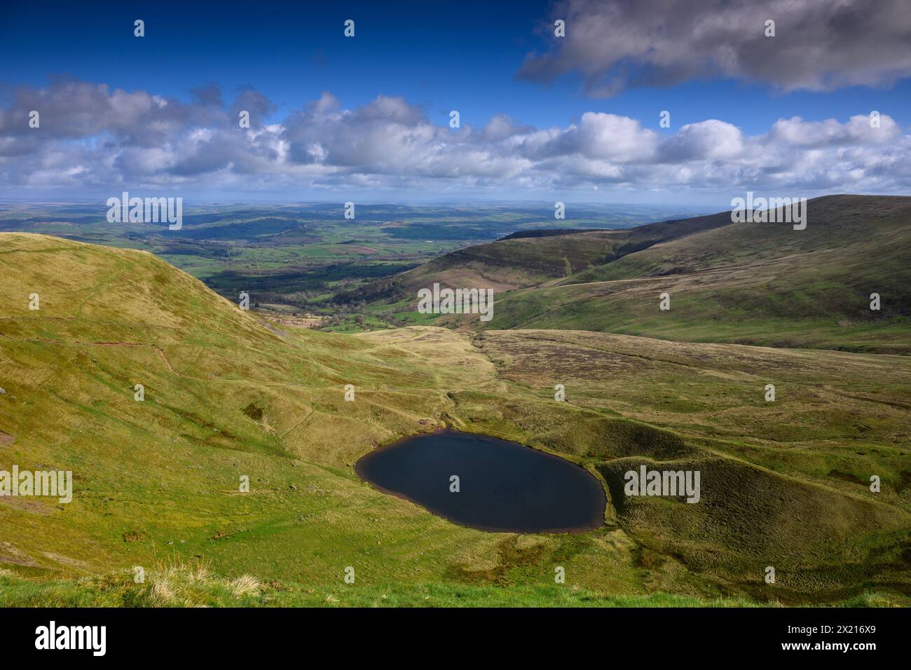 Landscaope vue sur le lac au pays de Galles Banque D'Images