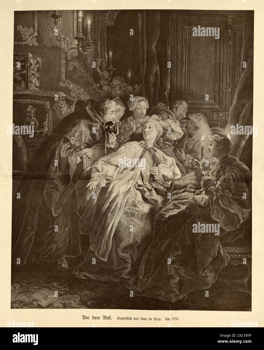 Avant le bal, coiffeur du 18th siècle et serviteurs aidant la dame se préparer pour une fête, gravure d'art 1770 Banque D'Images