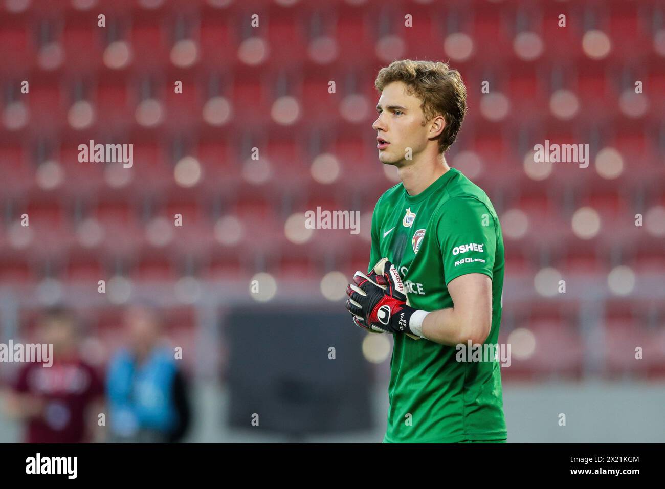 Cracovie, Pologne. 13 avril 2024. Oliwier Zych de Puszcza Niepolomice vu lors du match de football polonais PKO Ekstraklasa League 2023/2024 entre Puszcza Niepolomice et Lech Poznan au stade de Cracovia. Score final ; Puszcza Niepolomice 2:1 Lech Poznan. Crédit : SOPA images Limited/Alamy Live News Banque D'Images