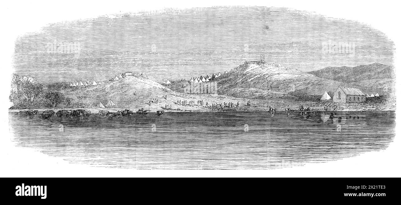 The War in New Zealand : Rangariri, from the Waikato [River], 1864. Scène de la victoire du général Cameron le 20 novembre...[la] nouvelle redoute, que le général Cameron a commencé à construire, est au centre, marquée par un drapeau; avec le campement britannique sur les terrains montants, et la redoute maorie vue au-delà... sur notre droite...[est] l'ancienne église maorie, et le cimetière où les personnes tuées dans le combat sont enterrées. Sur notre main gauche, des canots à fond plat et des canoës sont amarrés. Les sièges sociaux britanniques sont dans la grande tente carrée sur la colline vers notre gauche... la tempête britannique Banque D'Images