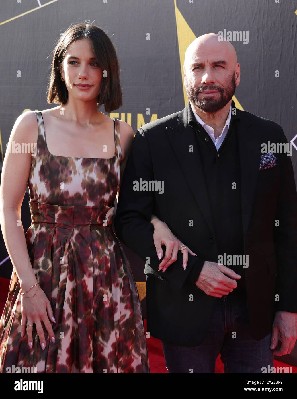 Hollywood, Californie 18 avril 2024. John Travolta, Ella Bleu Travolta au TCM Classic film Festival Opening Night : Pulp Fiction le 18 avril 2024 au TCL Chinese Theater IMAX à Hollywood, Californie crédit : Faye Sadou/Media Punch/Alamy Live News Banque D'Images
