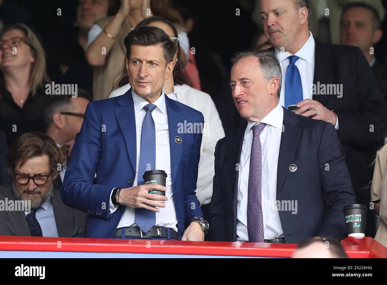 Steve Parish et Josh Harris Co-propriétaires de Crystal Palace. - Crystal Palace v Manchester City, premier League, Selhurst Park Stadium, Croydon, Royaume-Uni - 6 avril 2024. Usage éditorial uniquement - des restrictions DataCo s'appliquent. Banque D'Images