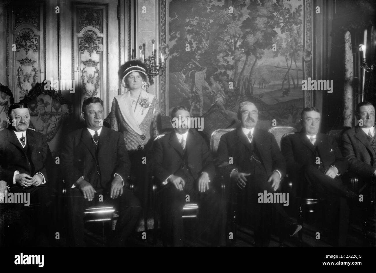 Propriétaires de l'équipe de la Ligue nationale, dont Gary Herrmann, Charles Ebbets et MRS Helene Robison Britton (baseball), 1913. Banque D'Images