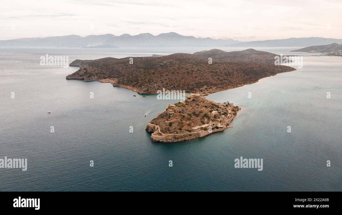 Rochers dans la mer d'en haut Banque D'Images