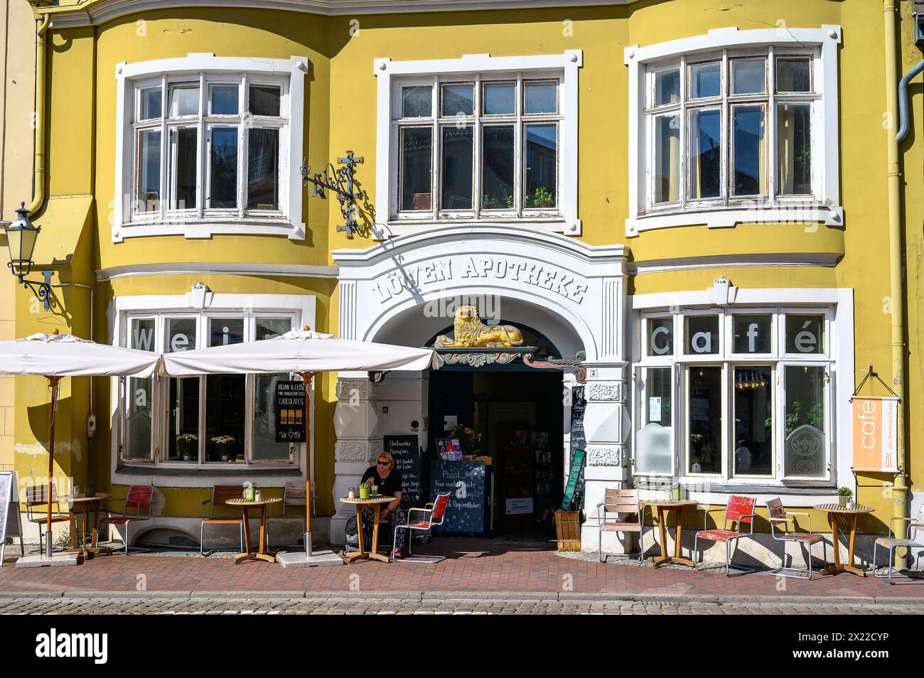 Café Alte Löwenapotheke, Wismar, Mecklembourg-Poméranie occidentale, Allemagne Banque D'Images