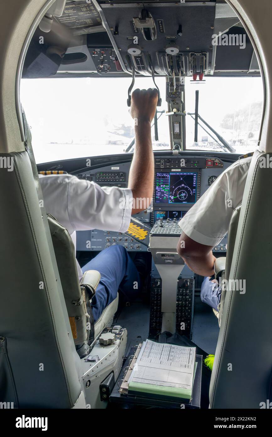 Cockpit d'un avion DHC-6 Twin Otter d'Air Seychelles, île de Praslin, Seychelles Banque D'Images