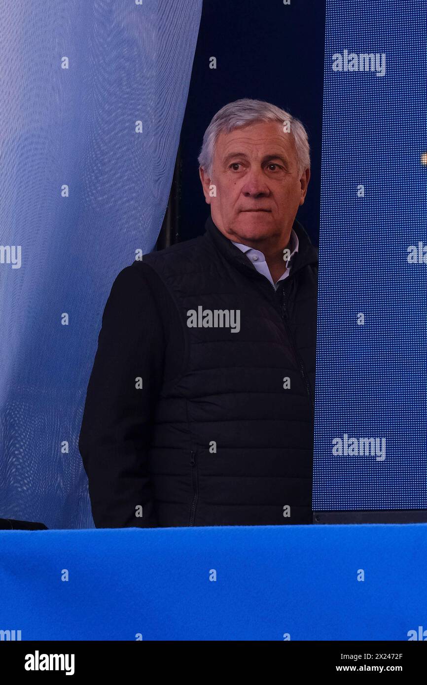 Potenza, Italie. 19 avril 2024. Ministre des Affaires étrangères Antonio Tajani leader de Forza Italia lors du rassemblement final du candidat de centre-droit pour la région Basilicate . Crédit : Live Media Publishing Group/Alamy Live News Banque D'Images