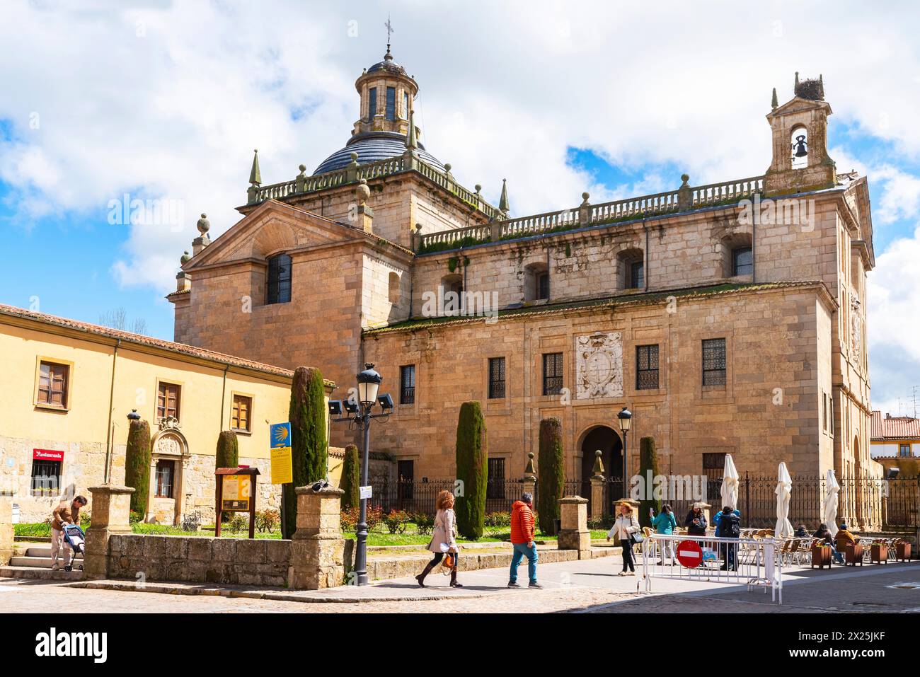 Chapelle de Cerralbo (Capilla de Cerralbo) Eglise catholique située dans la ville de Ciudad Rodrigo, dans la province de Salamanque dans l'ouest de l'Espagne. Le chap Banque D'Images