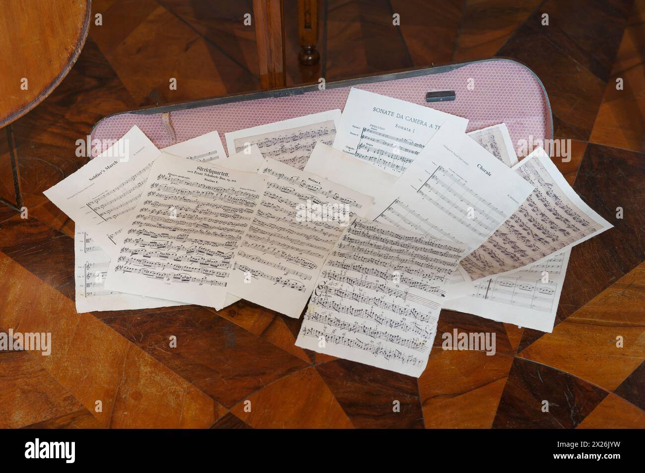 Göttweig, basse-Autriche, Autriche. Musée dans l'aile impériale de l'abbaye de Göttweig. Archives musicales de la collection du monastère de Göttweig. Partition par Robert Schumann et Franz Schubert Banque D'Images