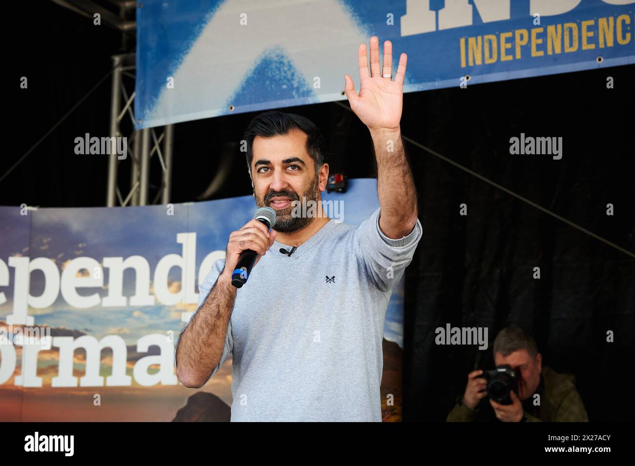 Glasgow Écosse, Royaume-Uni 20 avril 2024. March and Rally for a Independent Scotland passe par la ville jusqu'à George Square avec des conférenciers dont le premier ministre écossais Humza Yousaf. crédit sst/alamy live news Banque D'Images