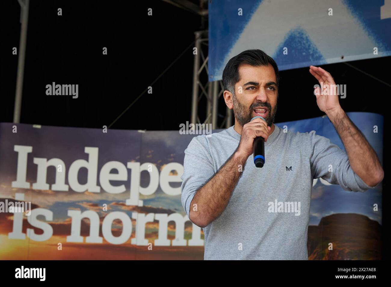 Glasgow Écosse, Royaume-Uni 20 avril 2024. March and Rally for a Independent Scotland passe par la ville jusqu'à George Square avec des conférenciers dont le premier ministre écossais Humza Yousaf. crédit sst/alamy live news Banque D'Images