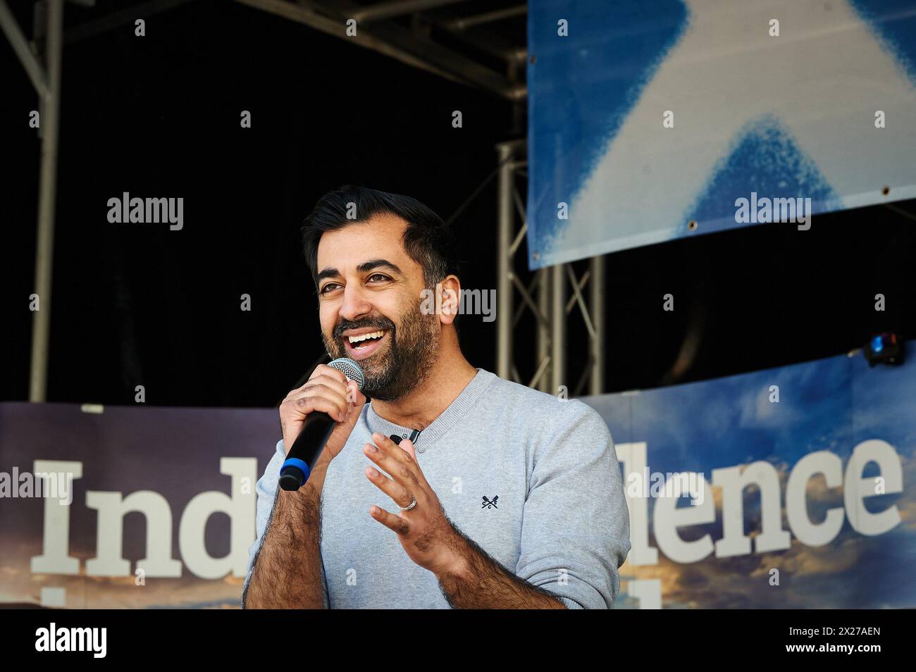 Glasgow Écosse, Royaume-Uni 20 avril 2024. March and Rally for a Independent Scotland passe par la ville jusqu'à George Square avec des conférenciers dont le premier ministre écossais Humza Yousaf. crédit sst/alamy live news Banque D'Images