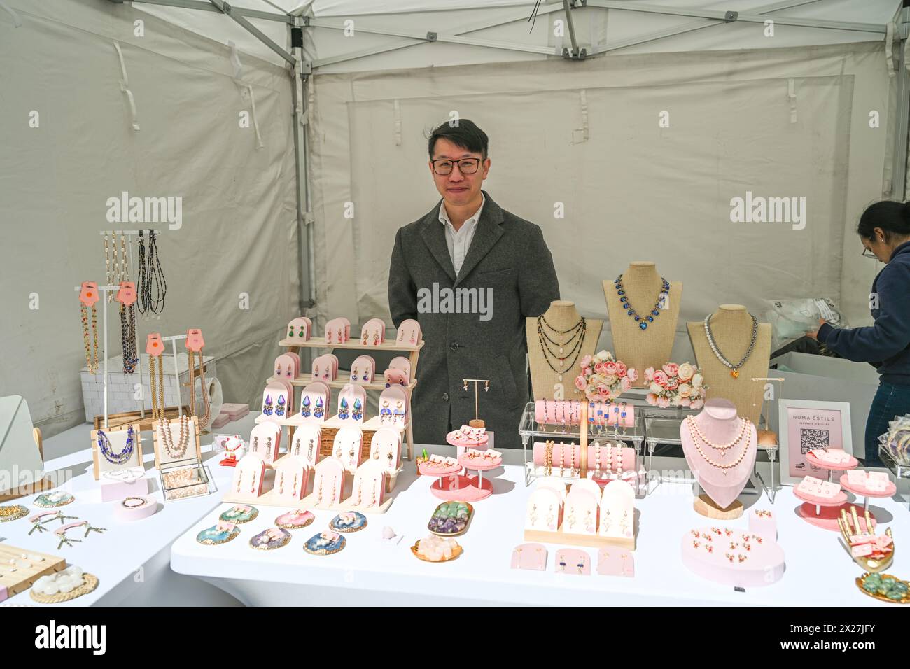 Trafalgar Square, Londres, Royaume-Uni. 20 avril 2024. Thousand assiste à l'Aïd dans le Square 2023 de Trafalgar Square pour célébrer la fin du Ramadan, un mélange de spectacles traditionnels et contemporains. Crédit : Voir Li/Picture Capital/Alamy Live News Banque D'Images