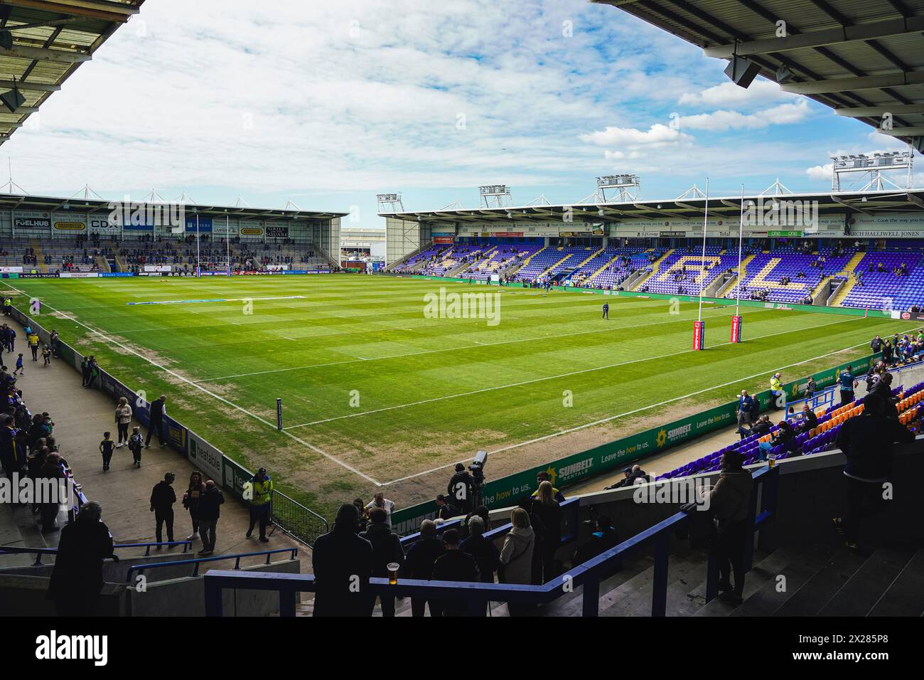 Warrington, Cheshire, Royaume-Uni. 20 avril 2024. Super League Rugby : Warrington Wolves vs Leigh Leopards au stade Halliwell Jones. Tir général du terrain avant le match. Crédit James Giblin/Alamy Live News. Banque D'Images