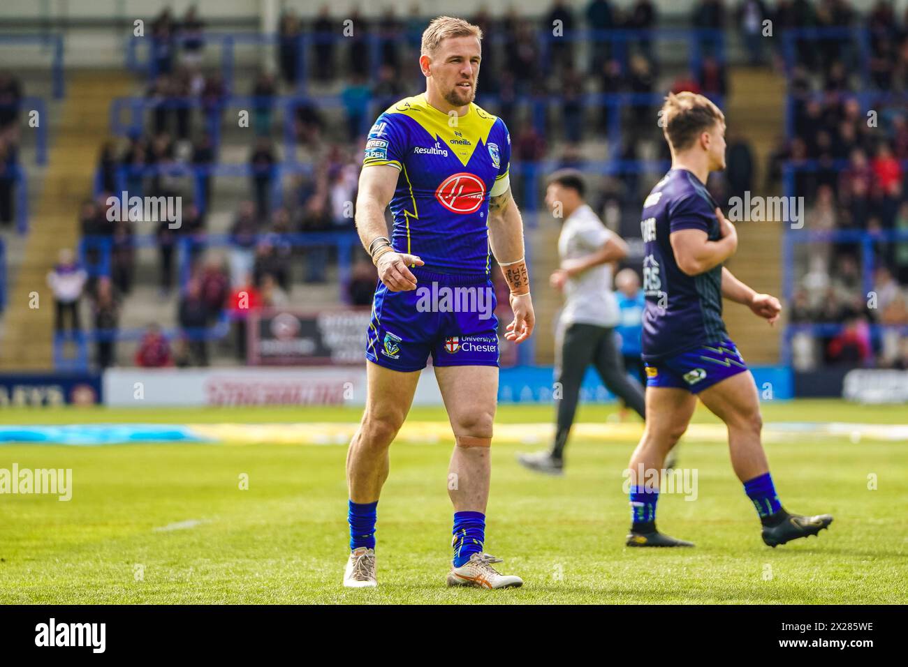 Warrington, Cheshire, Royaume-Uni. 20 avril 2024. Super League Rugby : Warrington Wolves vs Leigh Leopards au stade Halliwell Jones. Matt Dufty s'échauffe avant la rencontre épique contre Leigh. Crédit James Giblin/Alamy Live News. Banque D'Images