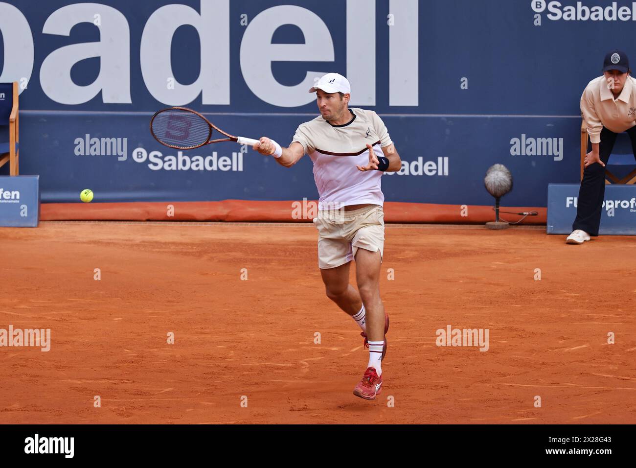 Barcelone, Espagne. 20 avril 2024. Dusan Lajovic (SRB), APRIL20, 2024 - Tennis : Dusan Lajovic lors de la demi-finale en simple face à Stefanos Tsistipas sur le tournoi de tennis Open Banc Sabadell de Barcelone au Real Club de Tenis de Barcelona, Espagne. Crédit : Mutsu Kawamori/AFLO/Alamy Live News crédit : Aflo Co. Ltd./Alamy Live News Banque D'Images