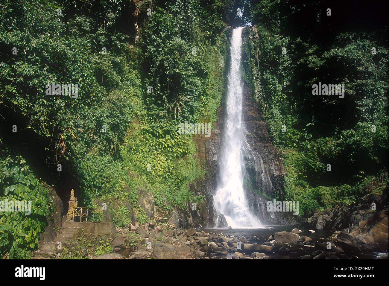 Cascade de Gitgit, Singaraja, Bali, Indonésie Banque D'Images
