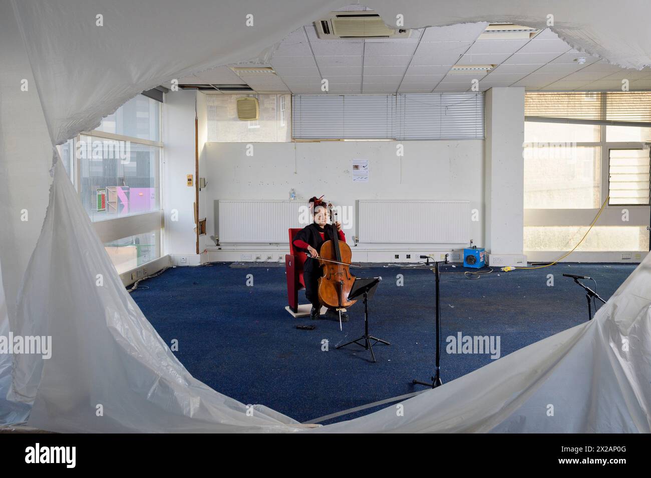 Musiciens, violoncelliste de l’Orchestre de chambre écossais Su-a Lee Banque D'Images