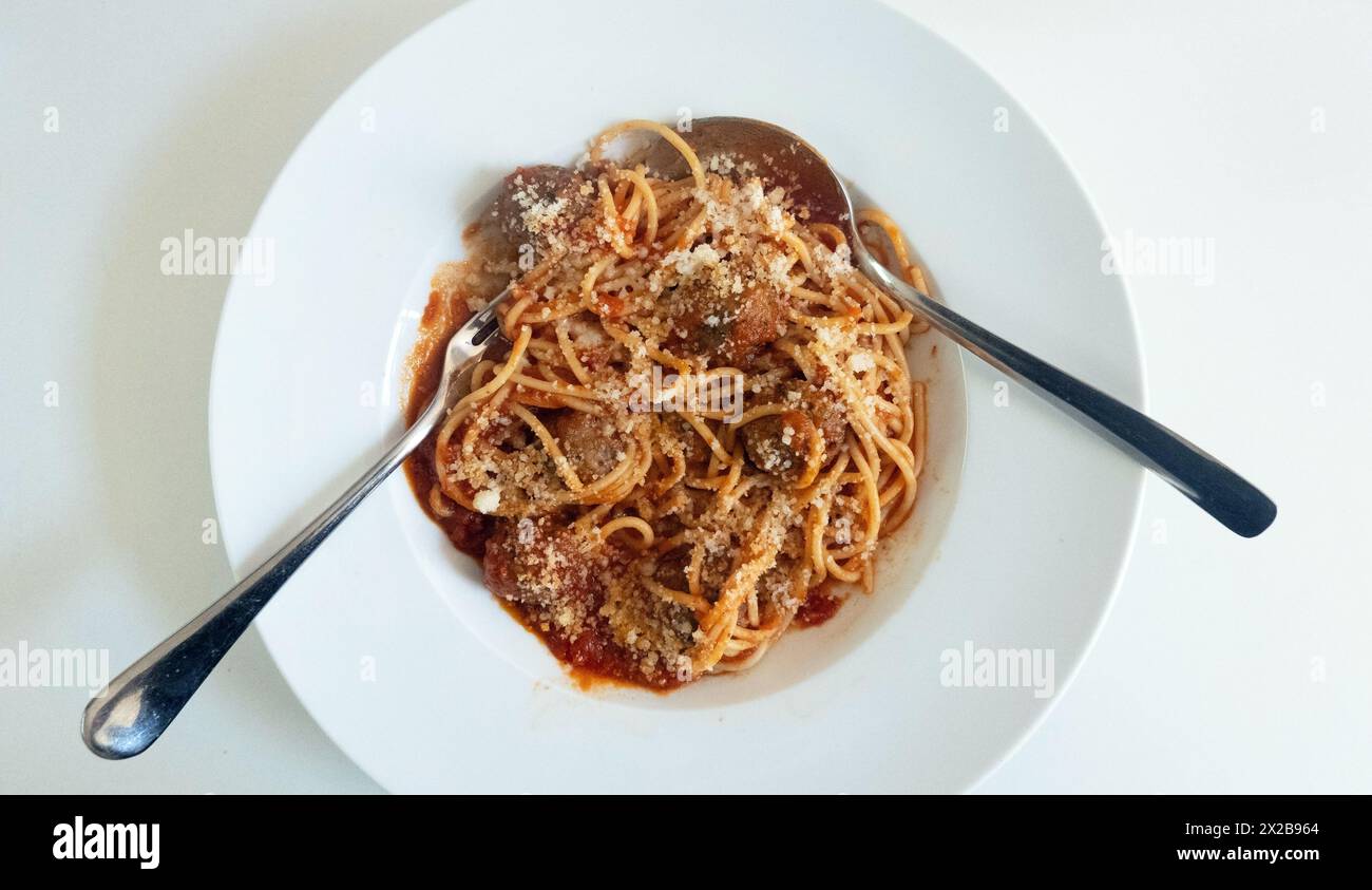 Spaghetti et boulettes de viande Banque D'Images