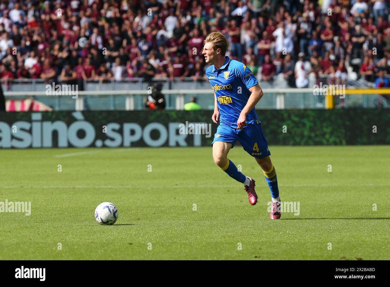 Marco Brescianini de Frosinone Calcio lors du match de Serie A entre Torino FC et Frosinone Calcio le 21 avril 2024 à l'Olympic Grande Torino Stadi Banque D'Images