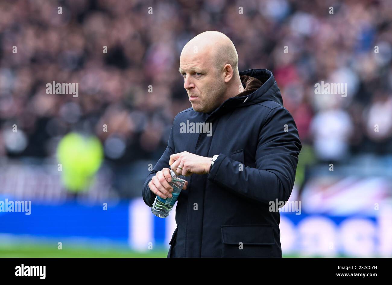 Glasgow, Royaume-Uni. 21 avril 2024. Steven Naismith, manager de Hearts, lors de la demi-finale de la Coupe d'Écosse à Hampden Park, Glasgow. Le crédit photo devrait se lire : Neil Hanna/Sportimage crédit : Sportimage Ltd/Alamy Live News Banque D'Images