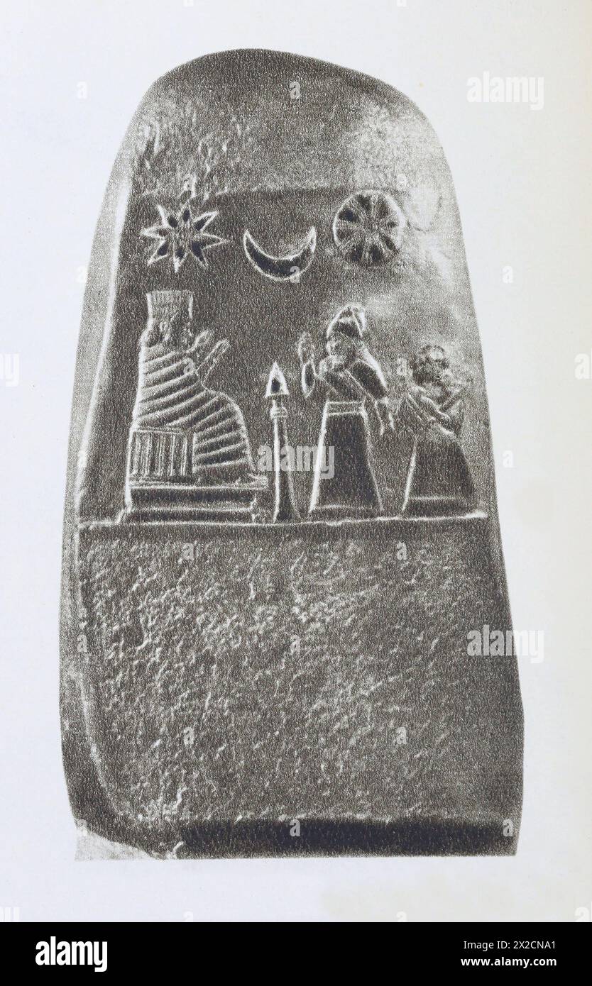 Kudurrus, les pierres limites en akkadien, étaient utilisées dans l'ancienne Babylonie pour commémorer les dons de terre d'un roi. Photo du milieu du XXe siècle. Banque D'Images