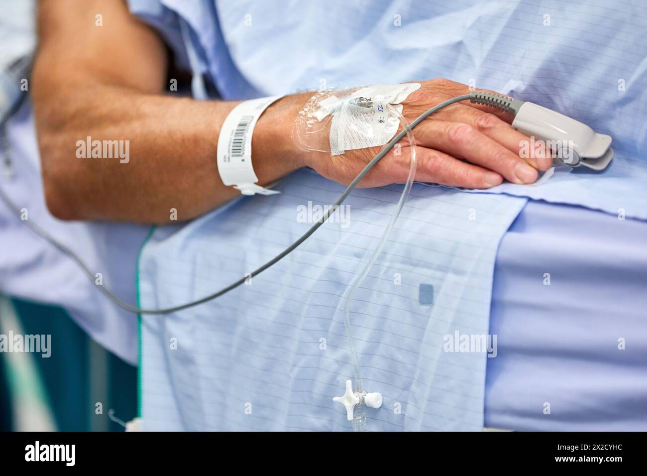 Anesthésie, traitement chirurgical du cancer de la prostate, prostatectomie radicale, robot chirurgical Da Vinci, équipe de chirurgiens des médecins Madina & Azparren, Urol Banque D'Images