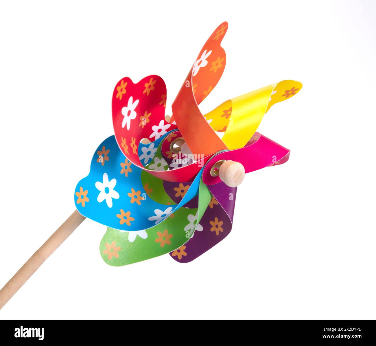 Pinwheel coloré, jouet tournant avec bâton en bois, isolé Banque D'Images