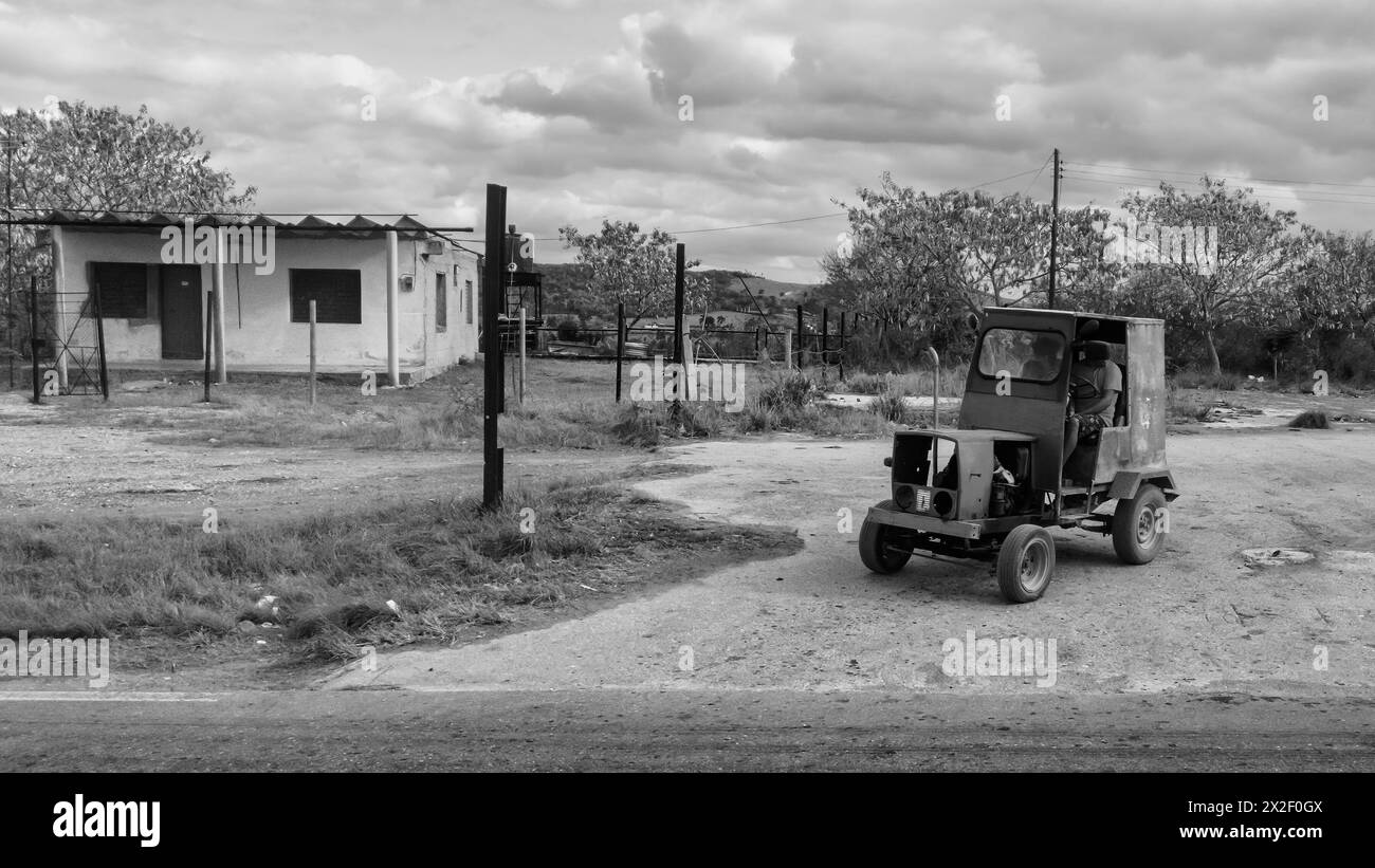 Vieux tracteur agricole minable, Cuba Banque D'Images