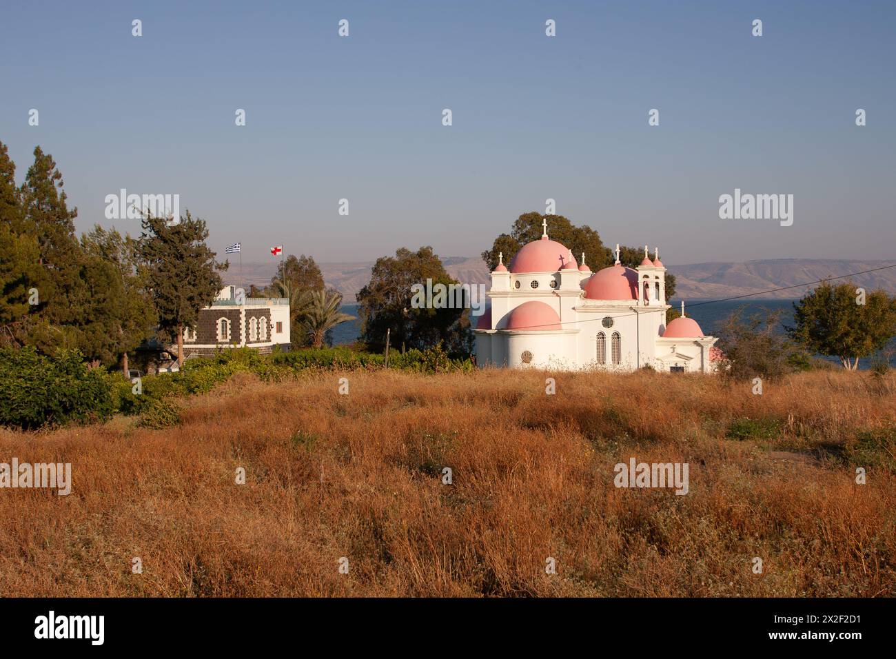 L'Église orthodoxe grecque des Saints Apôtres, en usage commun l'Église simple des Apôtres est l'église au centre du monastère orthodoxe grec Banque D'Images