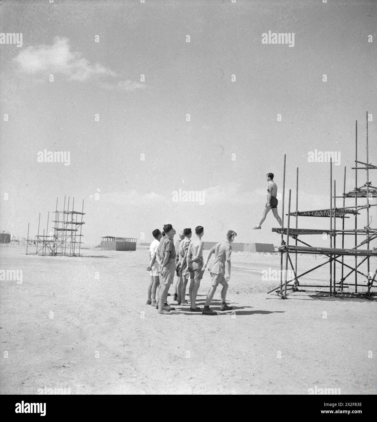 Une photographie officielle montre le détachement l, une unité militaire, documentant le personnel et l'organisation à des fins opérationnelles. Banque D'Images