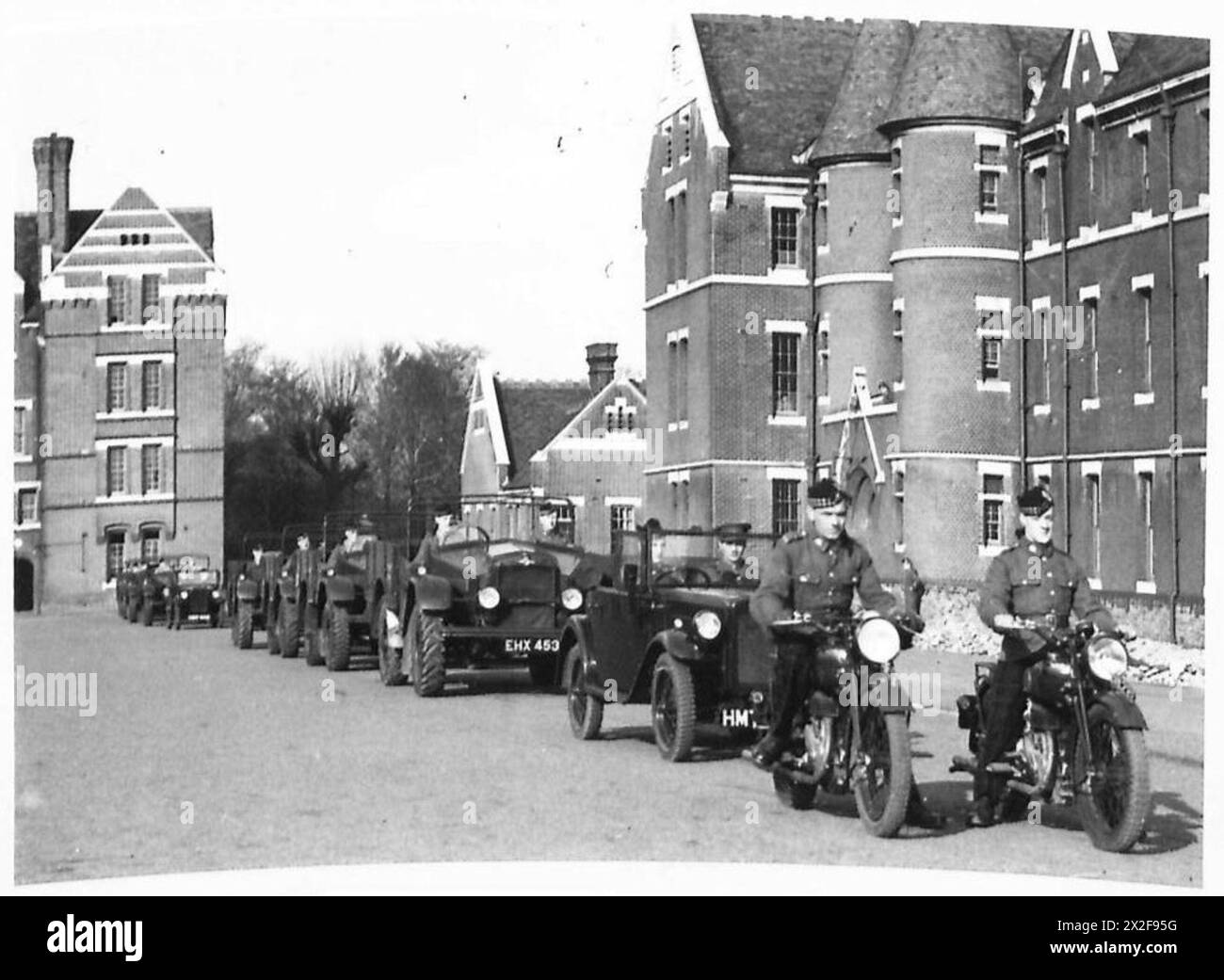 Négatif, verre - The King's Own Scottish Borderers. Armée britannique mécanisée Banque D'Images