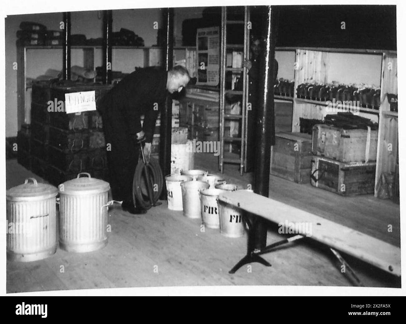 Le personnel de l'armée britannique de l'Eastern Command participe aux activités de précautions de RAID aérien, se concentrant sur la défense civile et l'intervention d'urgence en temps de guerre. Banque D'Images