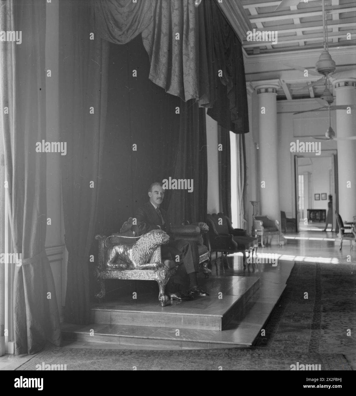 Beaton documente la vie quotidienne, les traditions culturelles et l'impact des activités en temps de guerre sur les civils en Inde, en Birmanie et en Chine de décembre 1943 à août 1944. Banque D'Images