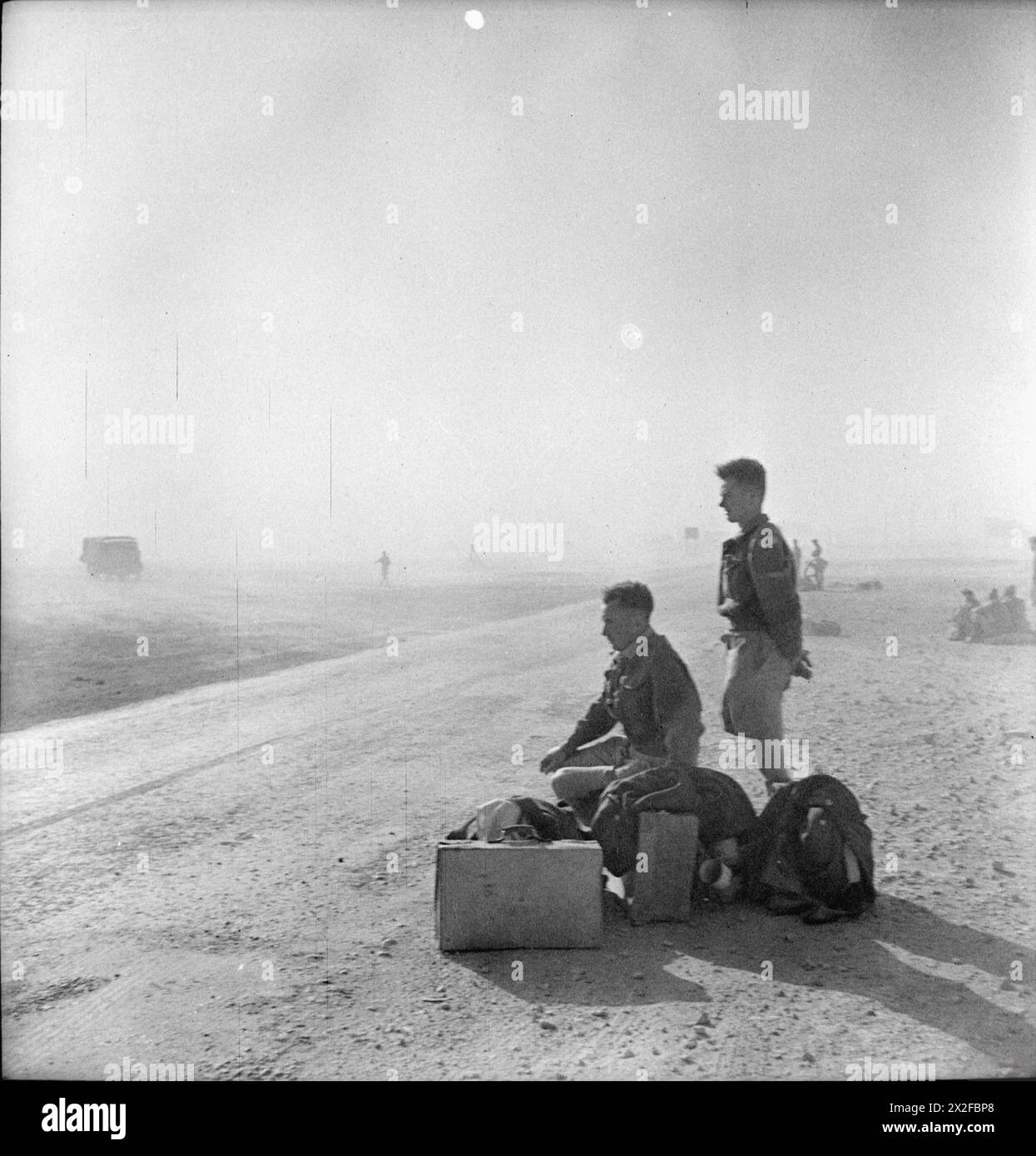 Beaton documente les populations civiles, les sites culturels et les activités militaires au moyen-Orient de février à juillet 1942. Banque D'Images