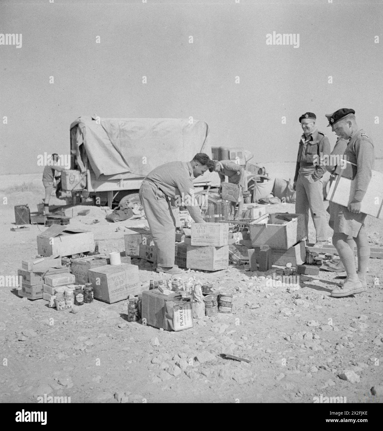 Cecil Beaton photographie la vie quotidienne, les monuments culturels et l’activité militaire au moyen-Orient de février à juillet 1942. Banque D'Images