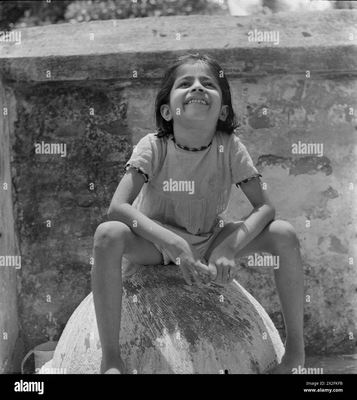 Cecil Beaton documente la vie civile, les activités sociales et les monuments culturels en Inde, en Birmanie et en Chine de décembre 1943 à août 1944. Banque D'Images