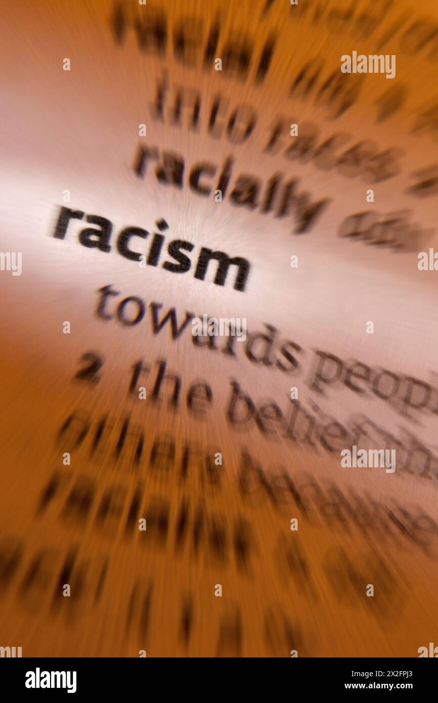 Racisme - discrimination et préjugés à l'encontre de personnes en raison de leur race ou de leur appartenance ethnique. Banque D'Images