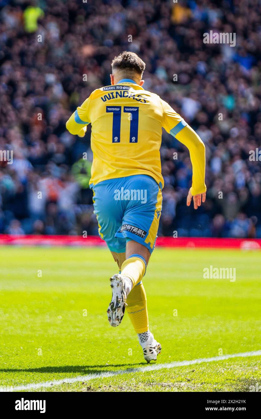 Blackburn, Royaume-Uni. 21 avril 2024. Josh Windass (11 ans), milieu de terrain de Sheffield Wednesday, marque un BUT 0-1 et célèbre le match Blackburn Rovers v Sheffield Wednesday SkyBet EFL Championship à Ewood Park, Blackburn, Royaume-Uni, le 21 avril 2024 crédit : Every second Media/Alamy Live News Banque D'Images