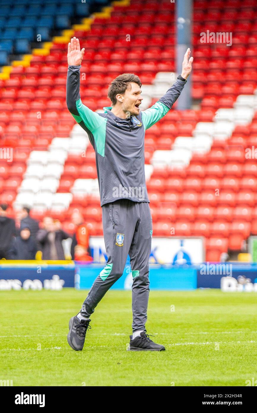 Blackburn, Royaume-Uni. 21 avril 2024. Le manager de Sheffield Wednesday, Danny Rohl, célèbre sa victoire lors du match Blackburn Rovers v Sheffield Wednesday SkyBet EFL Championship à Ewood Park, Blackburn, Royaume-Uni, le 21 avril 2024 crédit : Every second Media/Alamy Live News Banque D'Images